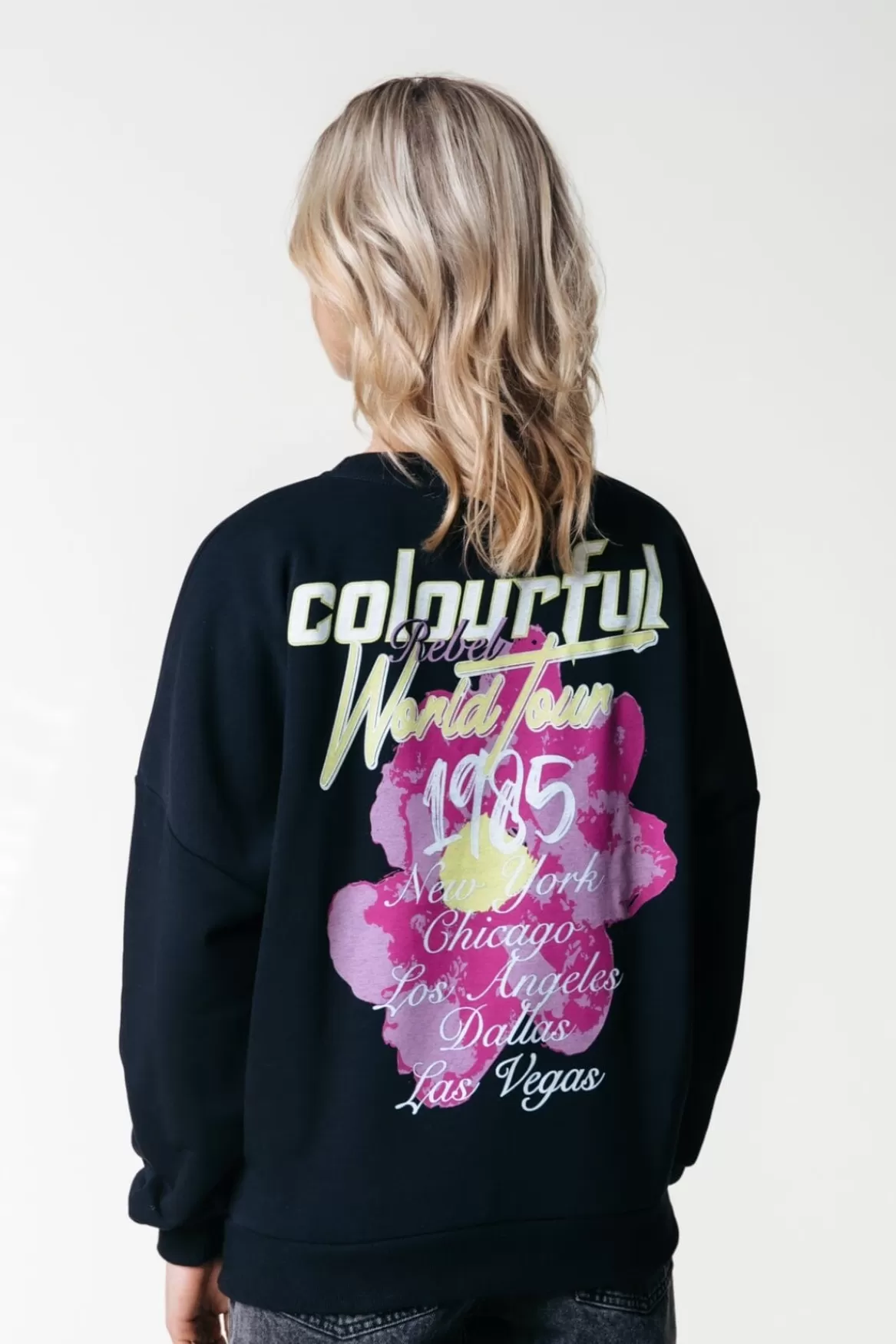 Colourful Rebel Flower World Tour Sweat |
