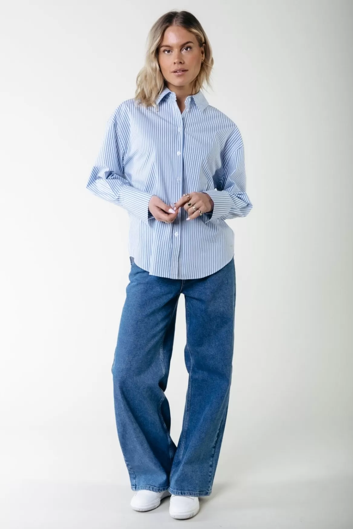 Colourful Rebel Gaias High Rise Denim | Mid blue denim