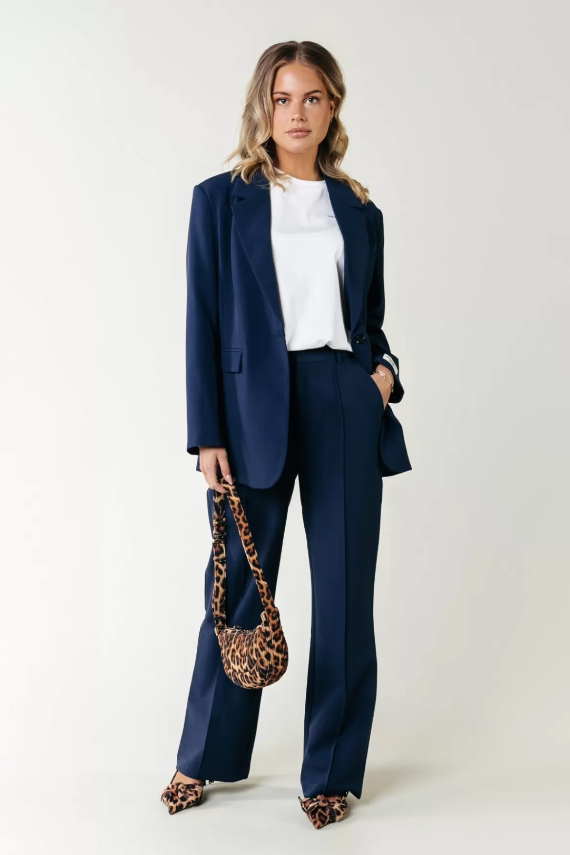 Colourful Rebel Rus Straight Pants | Dark Navy