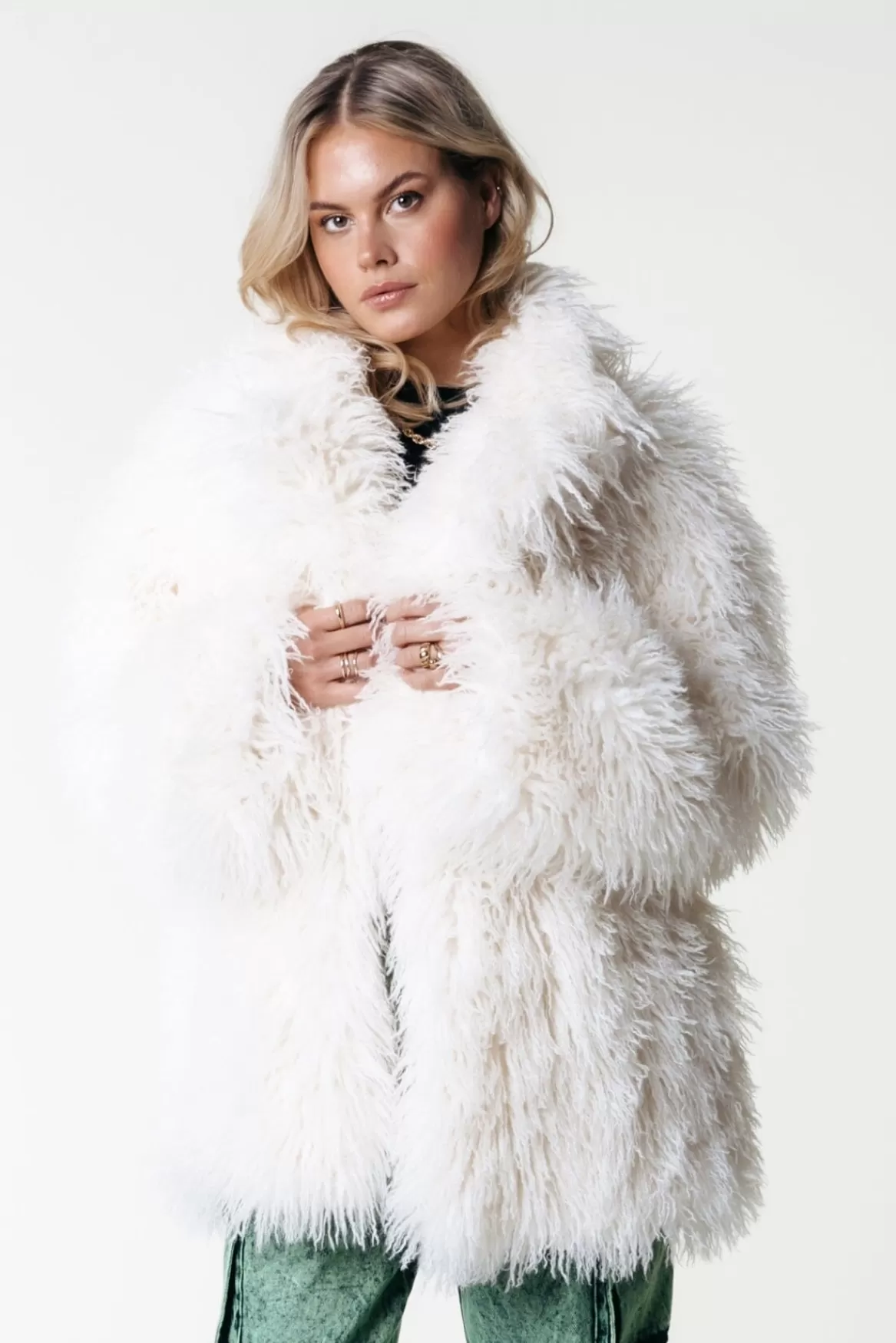Colourful Rebel Ulla Faux Fur Coat | Off white